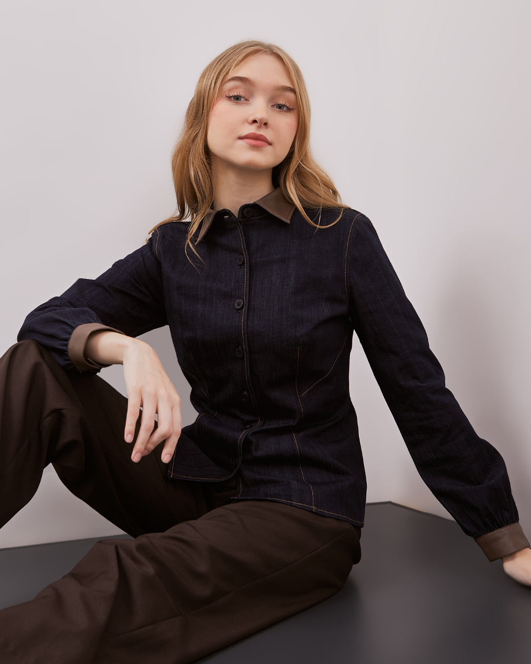 INVIO Lexa Contrast Denim Shirt | Atasan Kemeja Wanita - Espresso