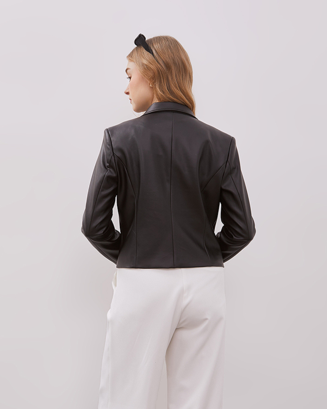 INVIO Lizeth Cropped Leather Jacket | Jaket Wanita - Espresso