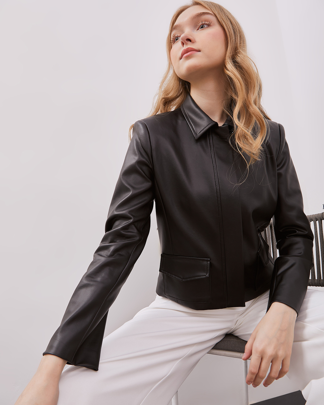 INVIO Lizeth Cropped Leather Jacket | Jaket Wanita - Espresso