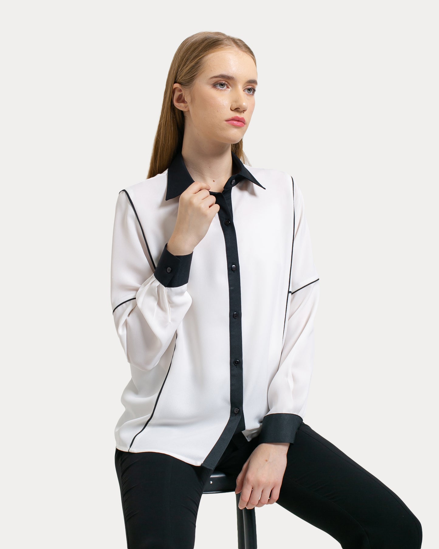Yoanna Contrast Pipe Shirt