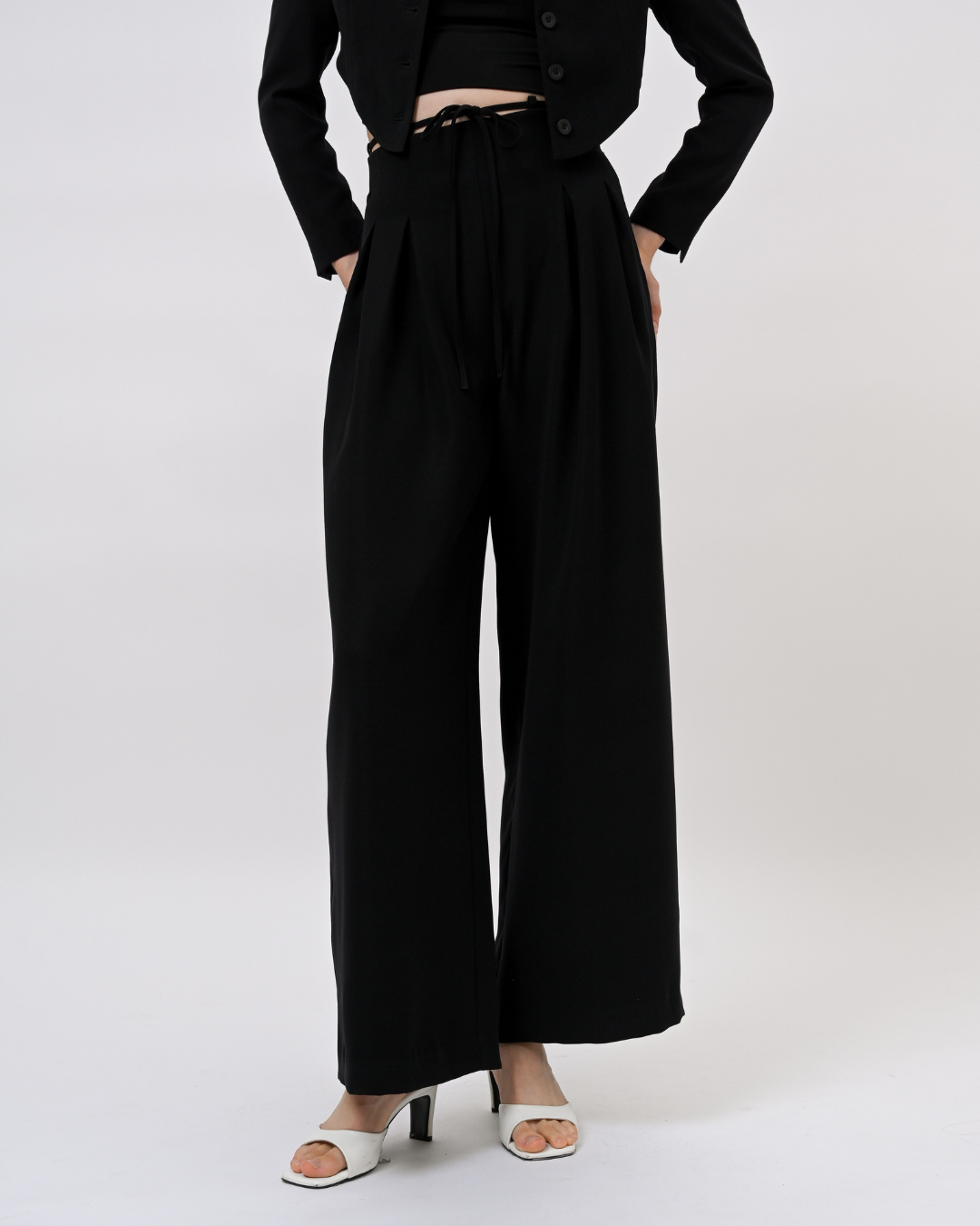 INVIO x Anissa Aziza Adaline Drawstring Trouser | Celana Wanita