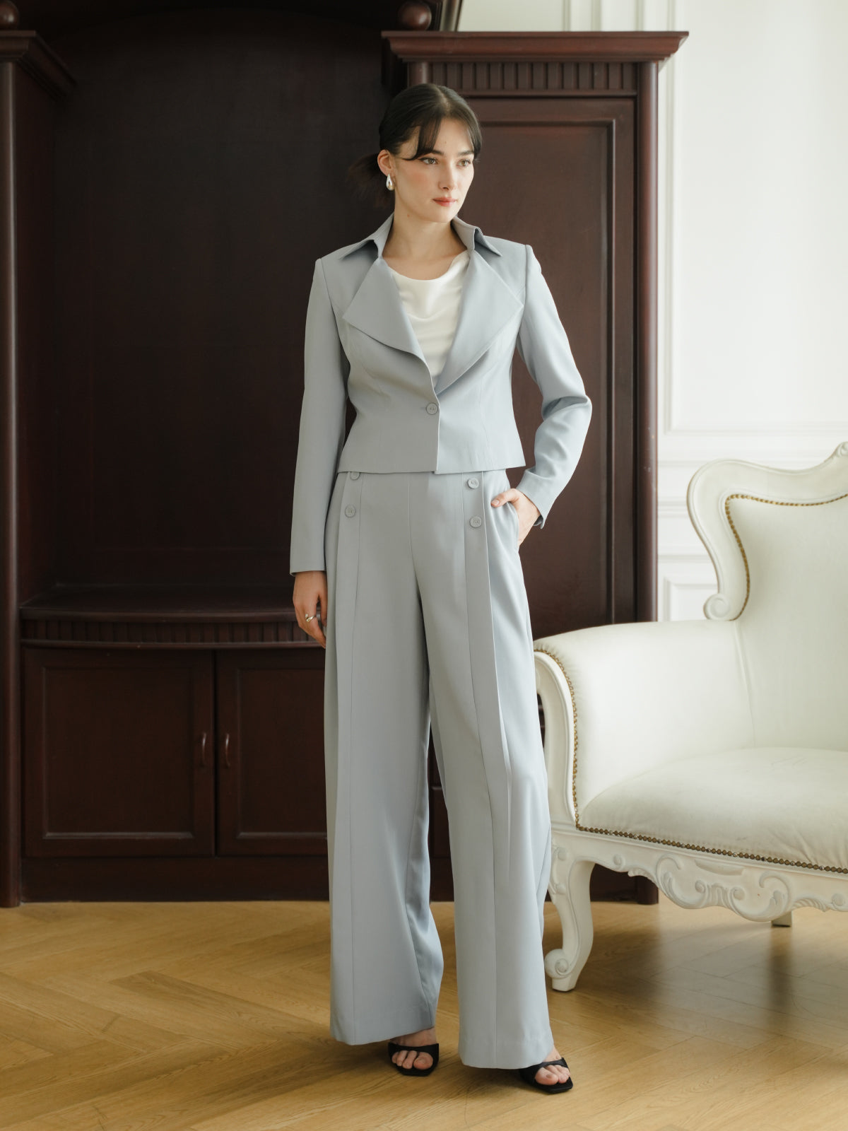 INVIO Regita Pleats Button Wide Leg Trousers | Celana Wanita - Aurist