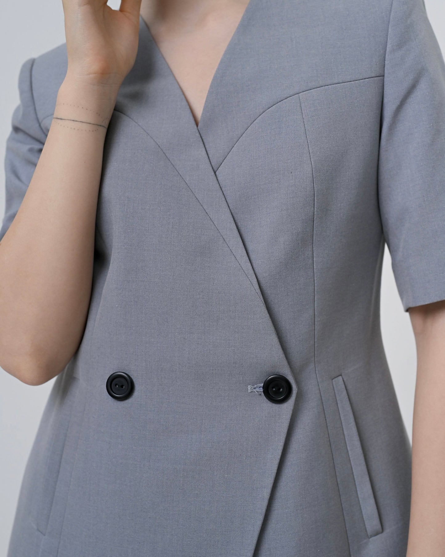 Vellyxia Short Sleeve Blazer