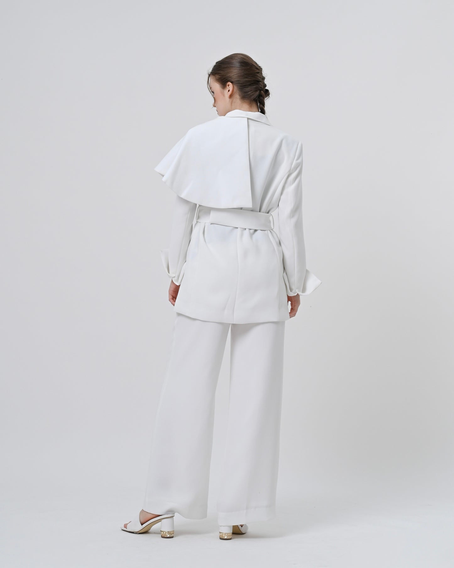 Kirsten Belted Cape Blazer Broken White