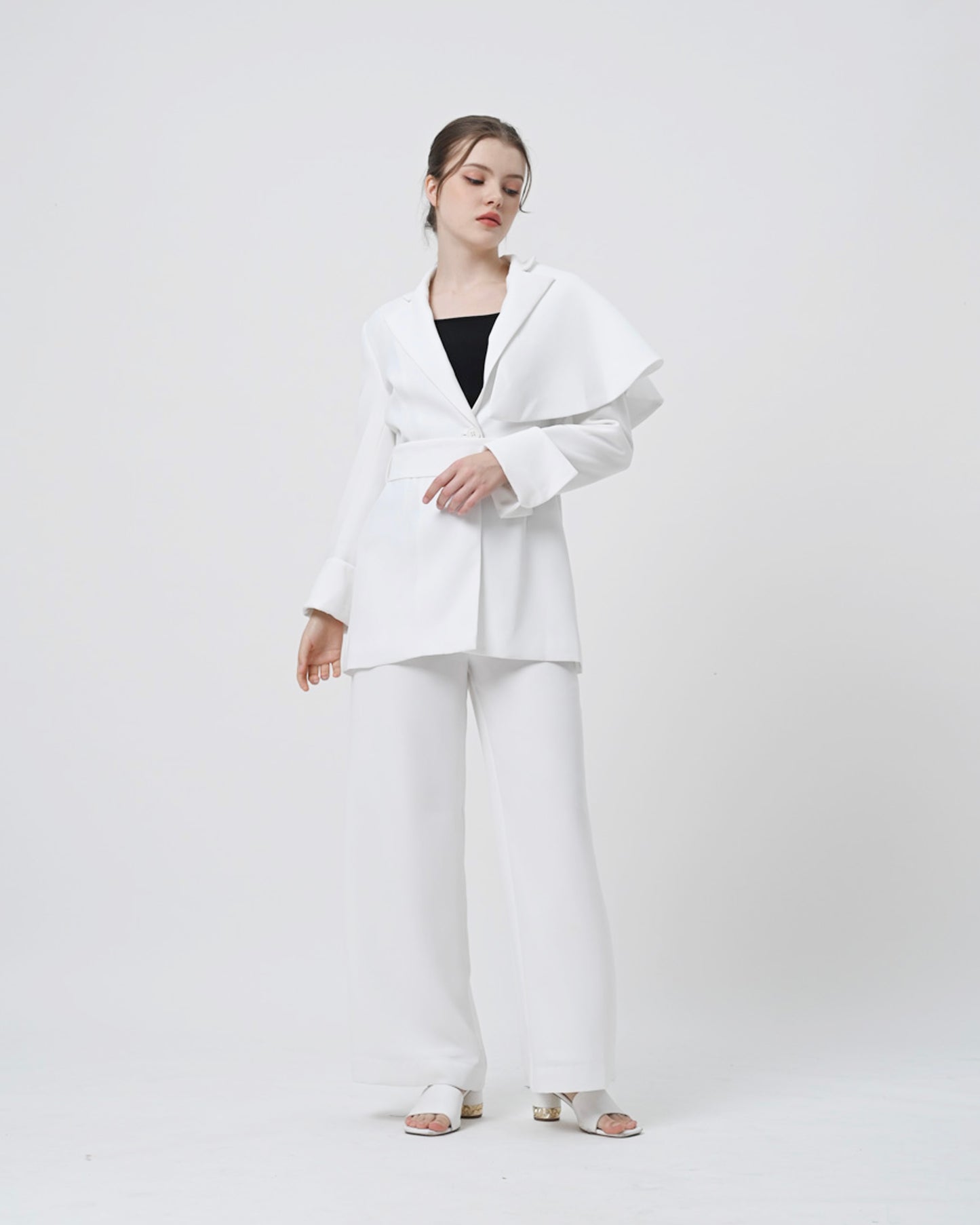 Kirsten Belted Cape Blazer Broken White