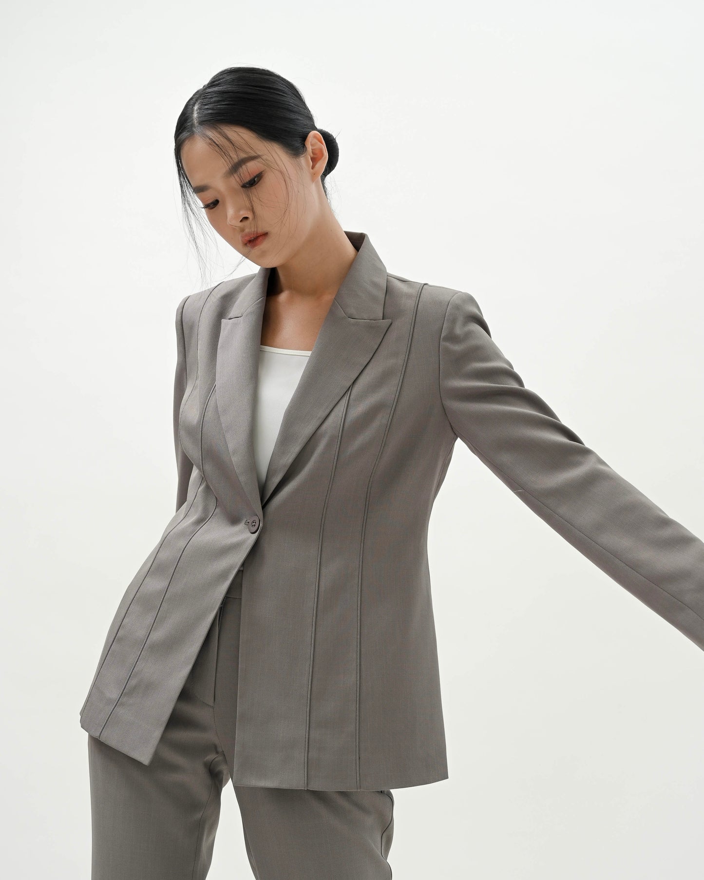 Scarlett Piped-Trim Blazer