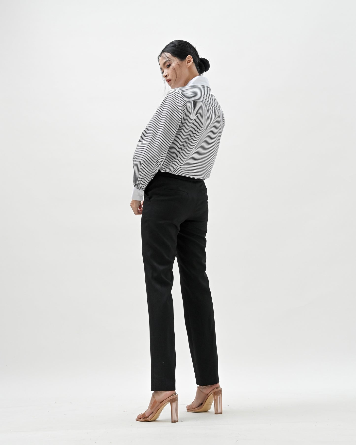 Sara Trouser