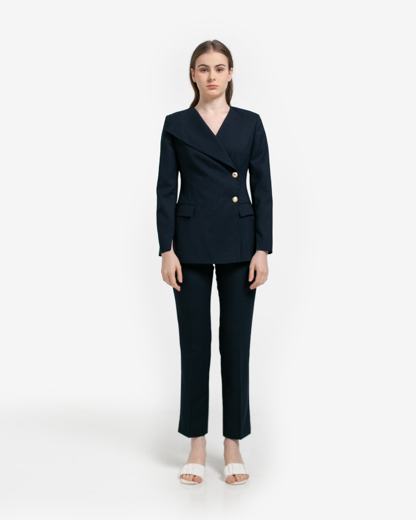 Raven Oversized Collar Blazer