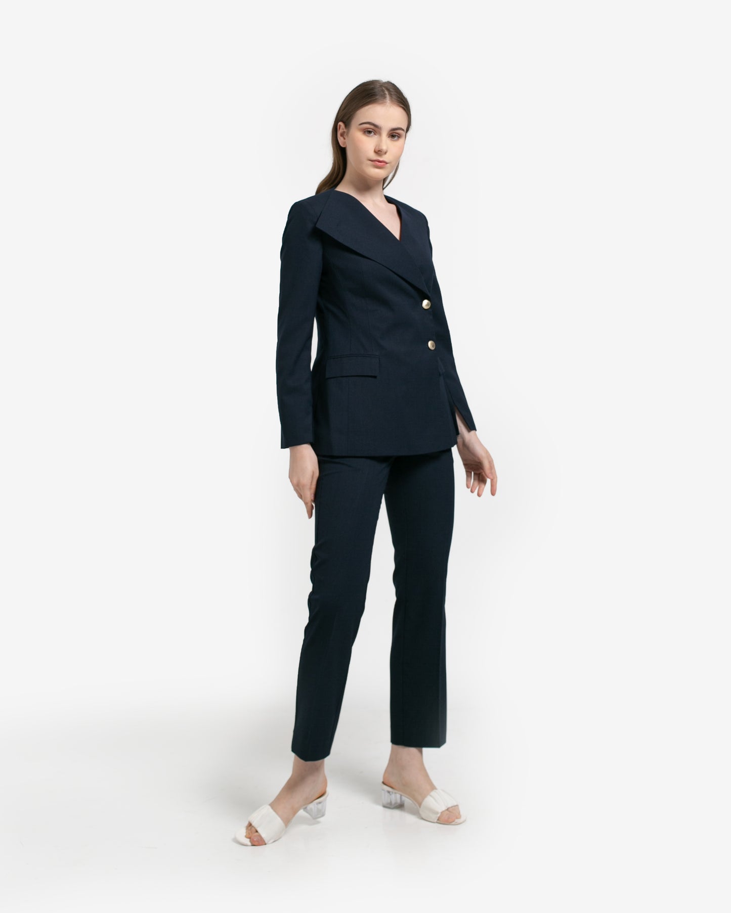 Raven Oversized Collar Blazer