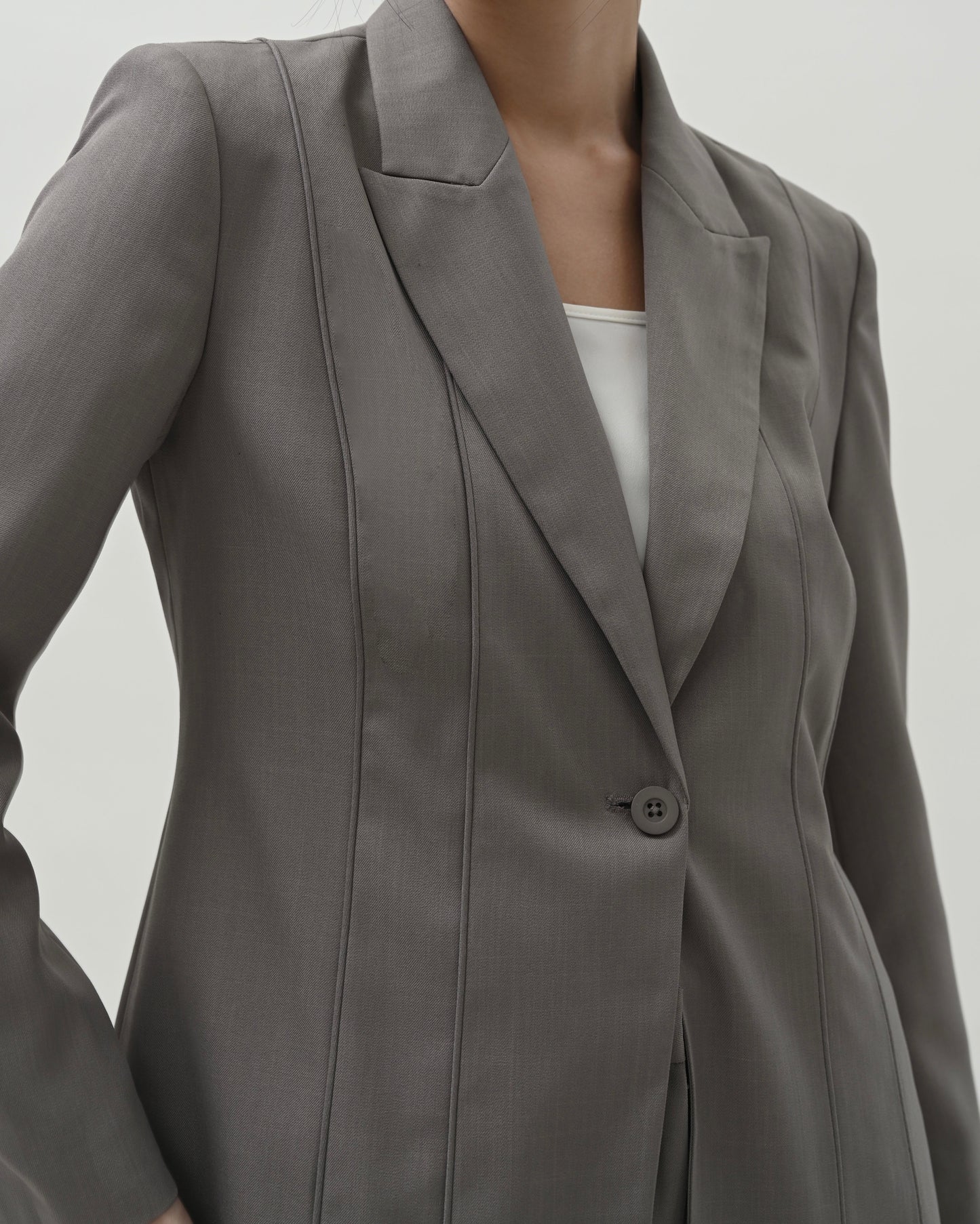 Scarlett Piped-Trim Blazer