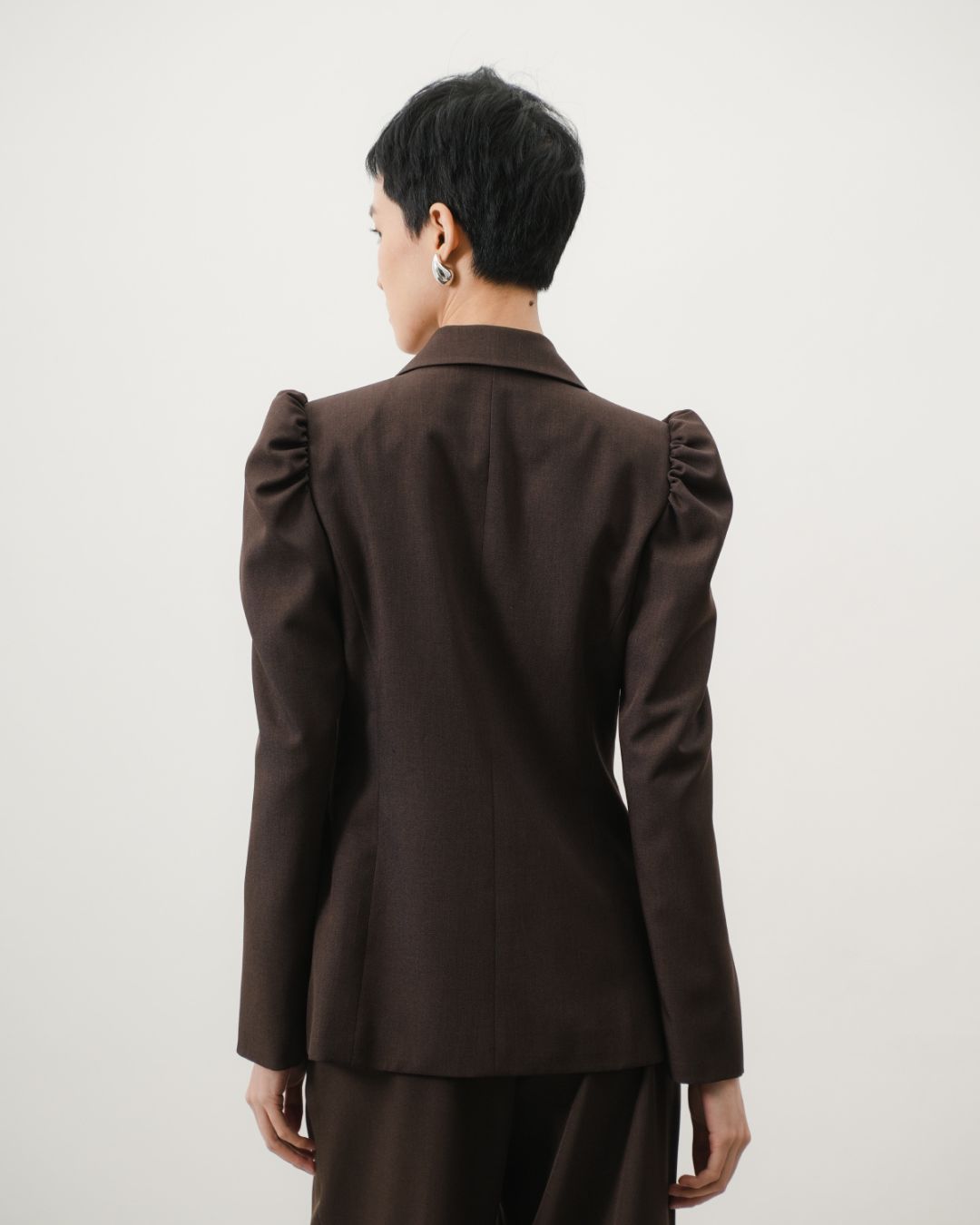 INVIO Varena Puff Shoulder Blazer | Jas Wanita