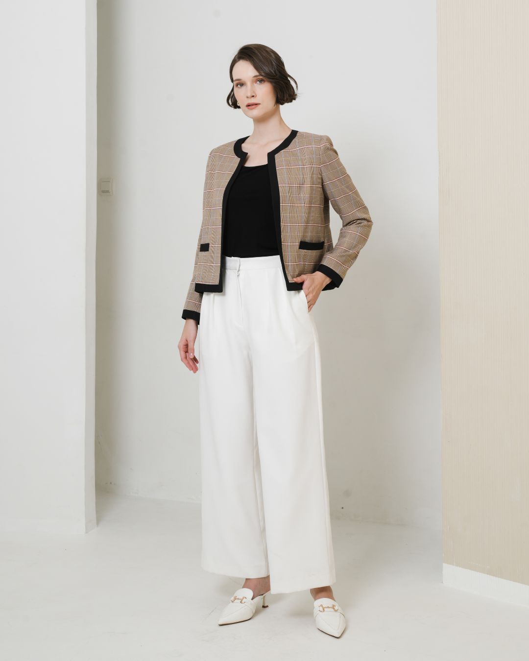 INVIO Elsie Plaid Tweed Jacket Brown | Jaket Outer Wanita