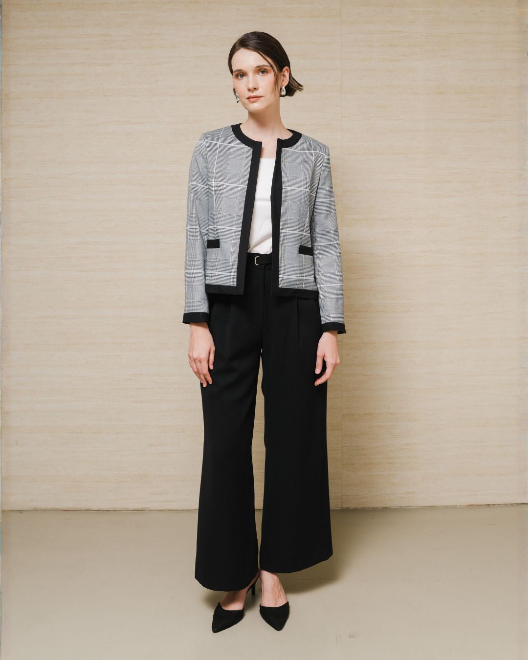 INVIO Elsie Plaid Tweed Jacket Black| Jaket Outer Wanita