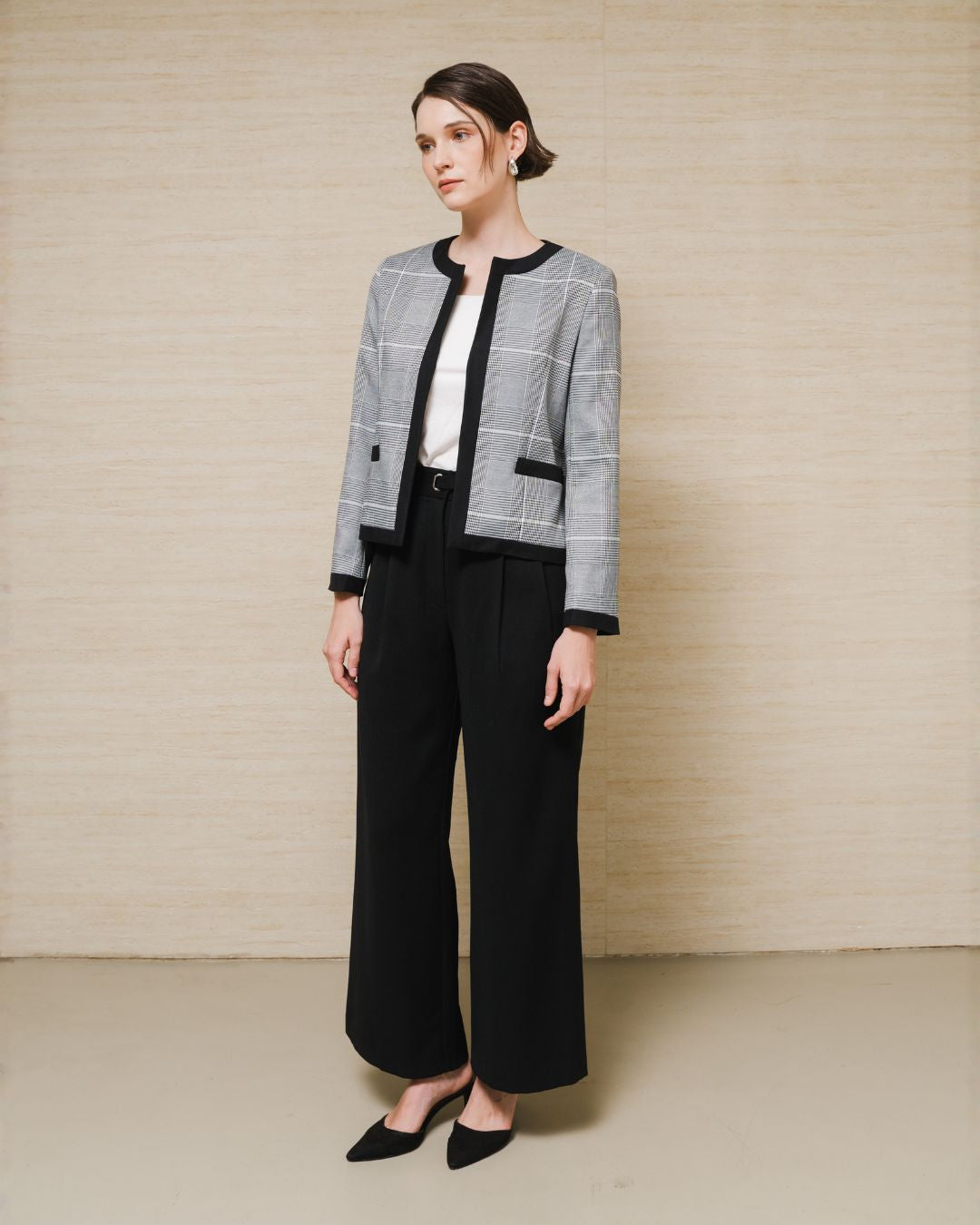 INVIO Elsie Plaid Tweed Jacket Black| Jaket Outer Wanita