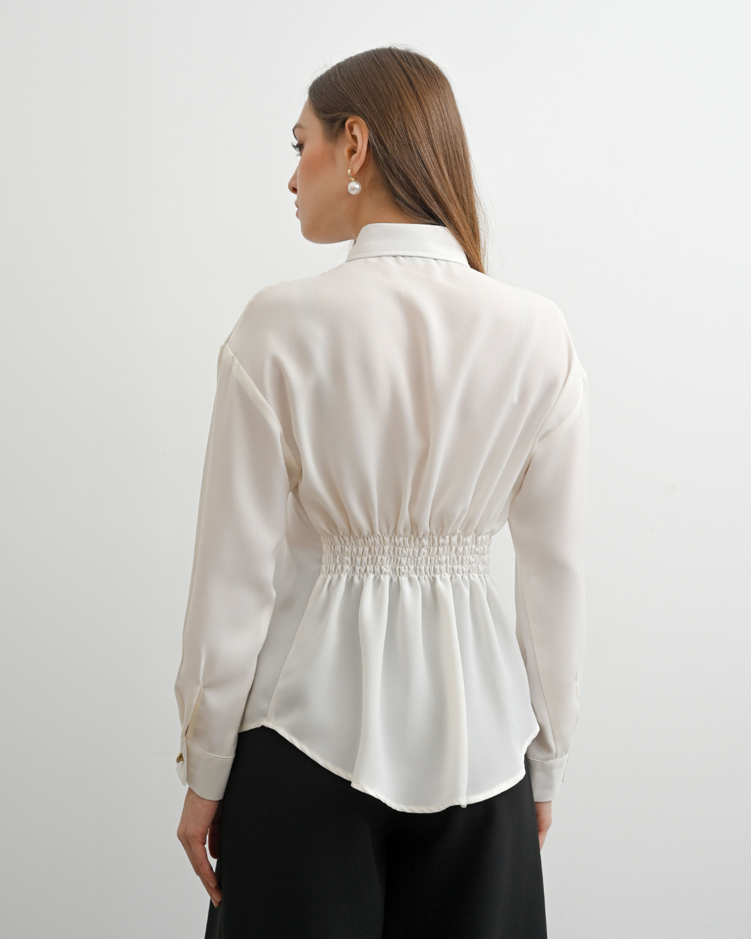 INVIO X Dwihanda Vanka Elastic-Back Shirt | Kemeja Wanita