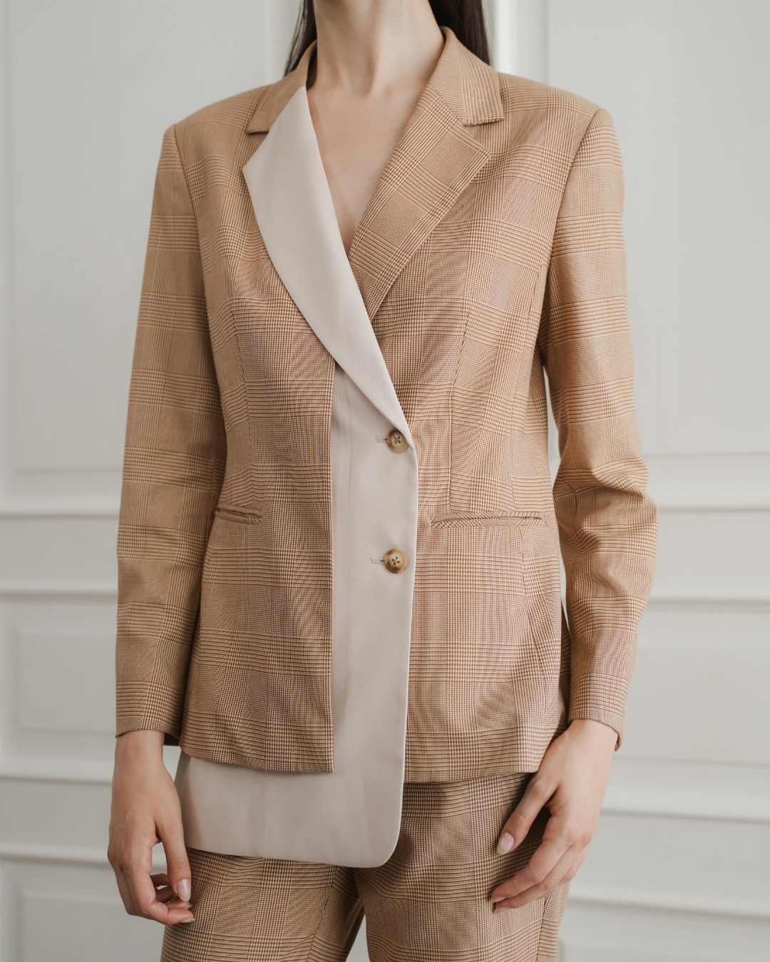 Cliona Tweed Contrast Lapel Blazer