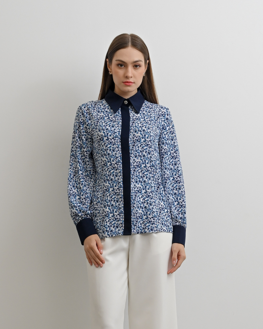 INVIO Sierra Abstract Printed Shirt | Atasan Kemeja Wanita