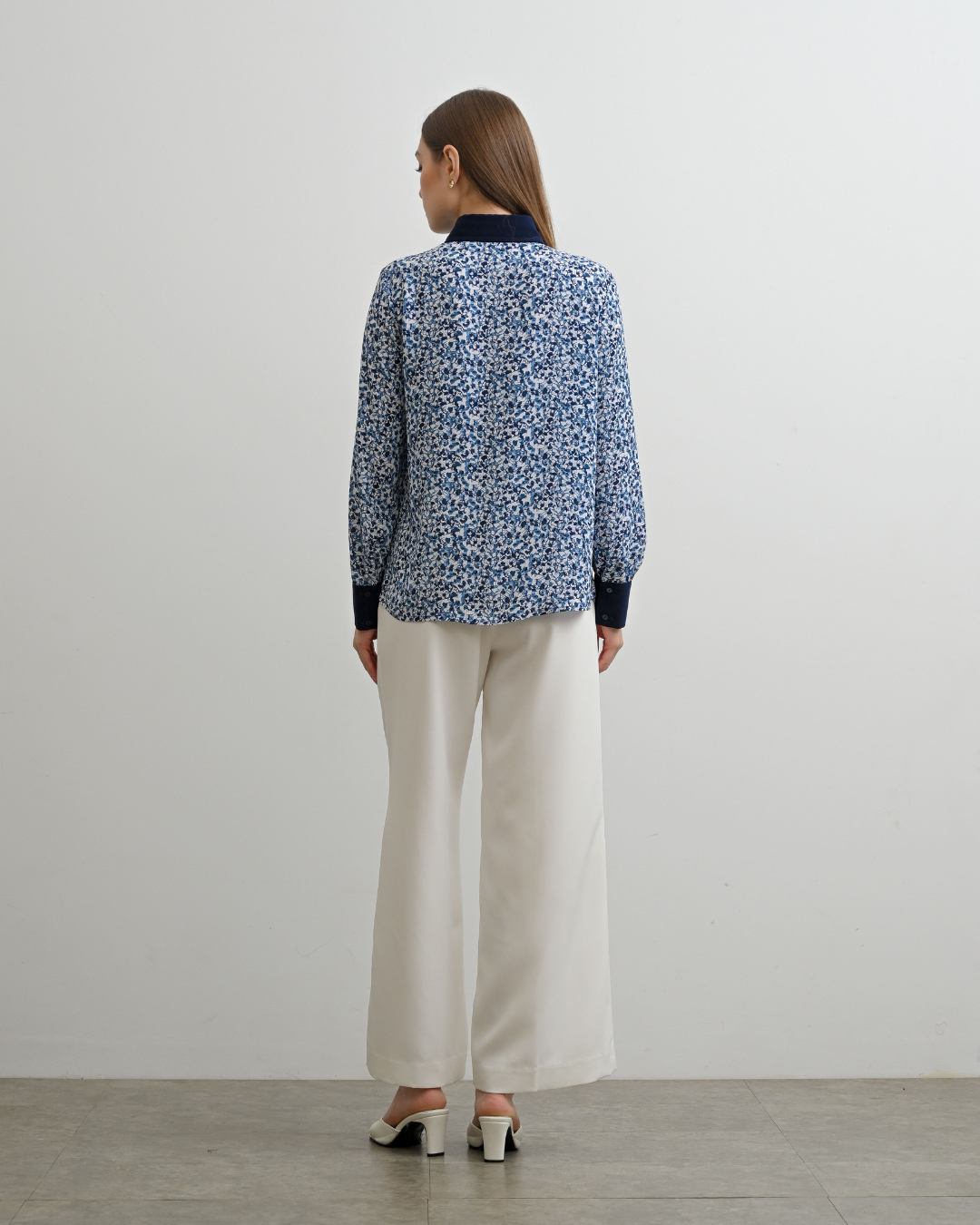 INVIO Sierra Abstract Printed Shirt | Atasan Kemeja Wanita