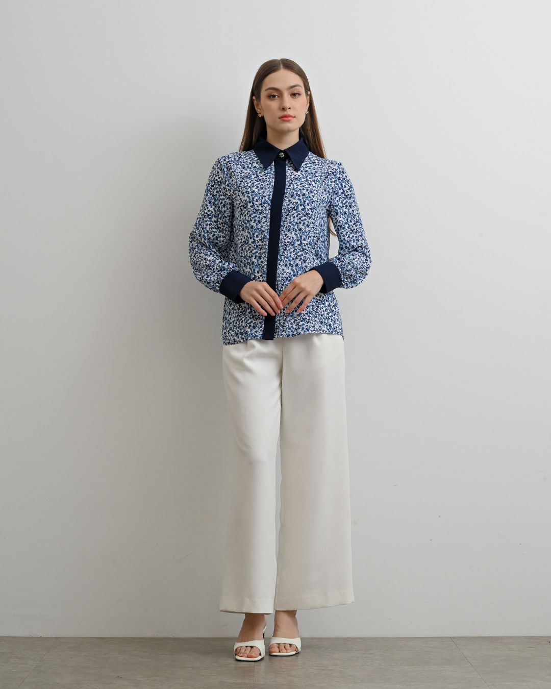 INVIO Sierra Abstract Printed Shirt | Atasan Kemeja Wanita