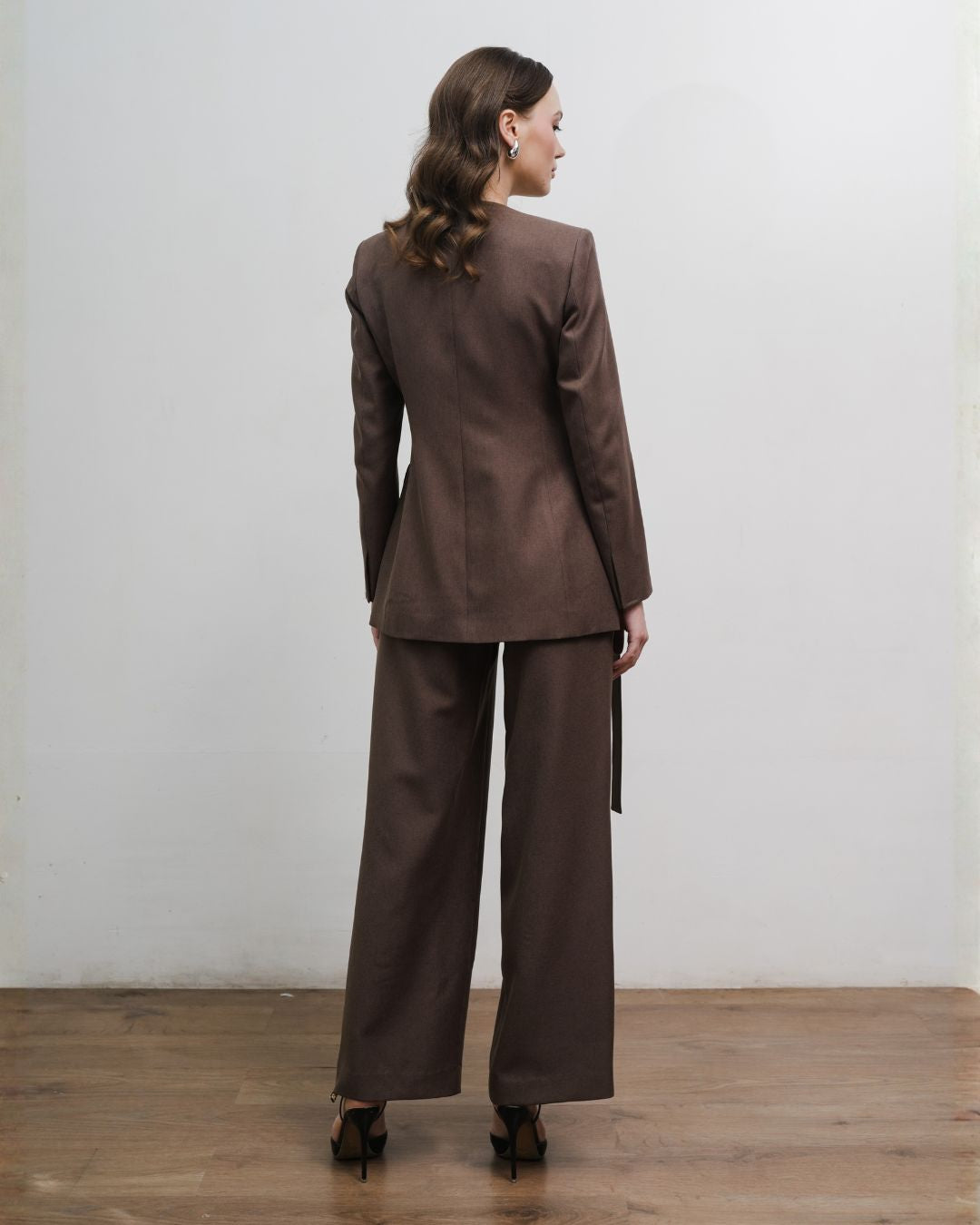 INVIO Zevia Interlace Buckle Blazer | Jas Wanita - Atelier Collection