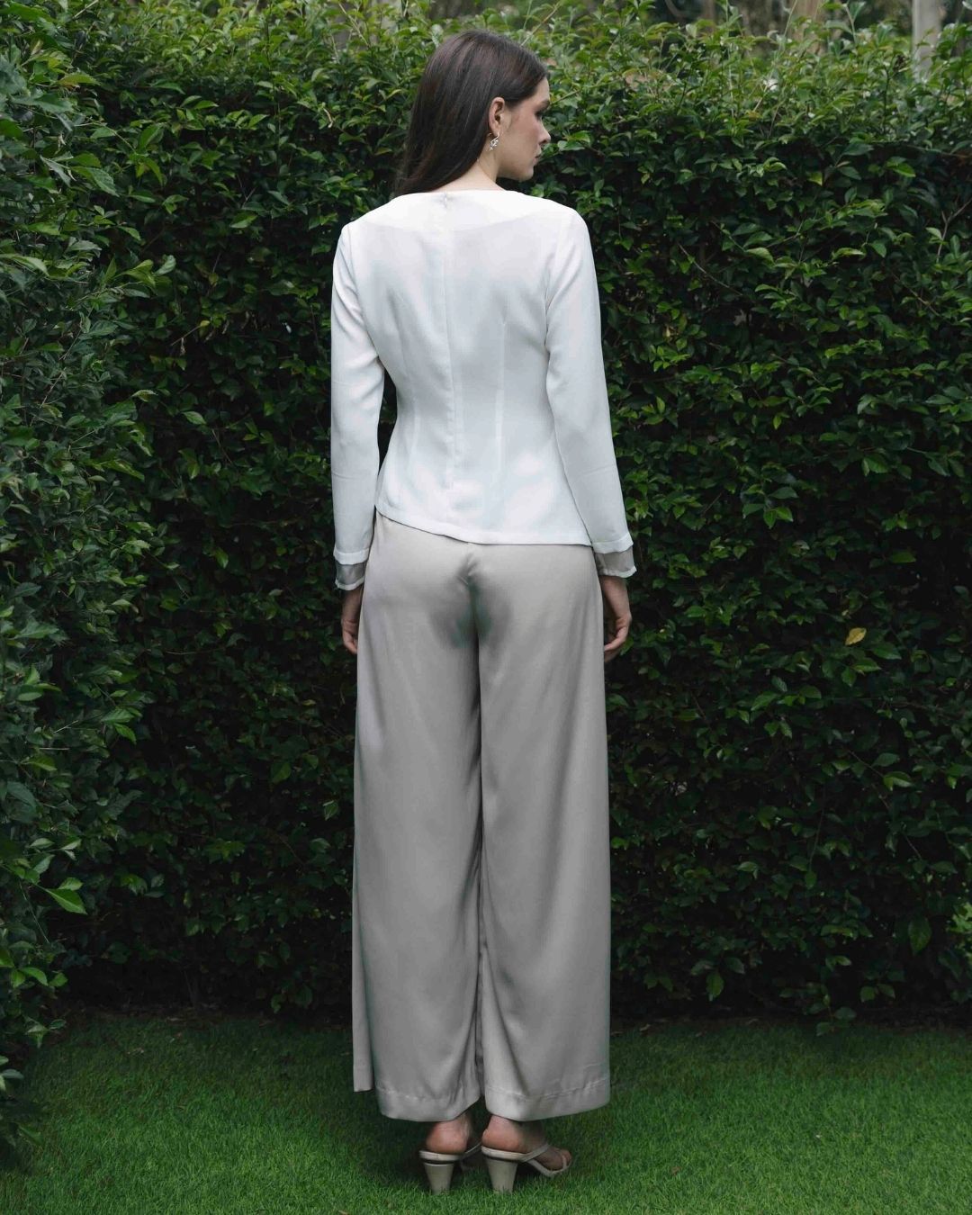 INVIO Tianne Pleat Flow Blouse | Atasan Wanita Luminescence