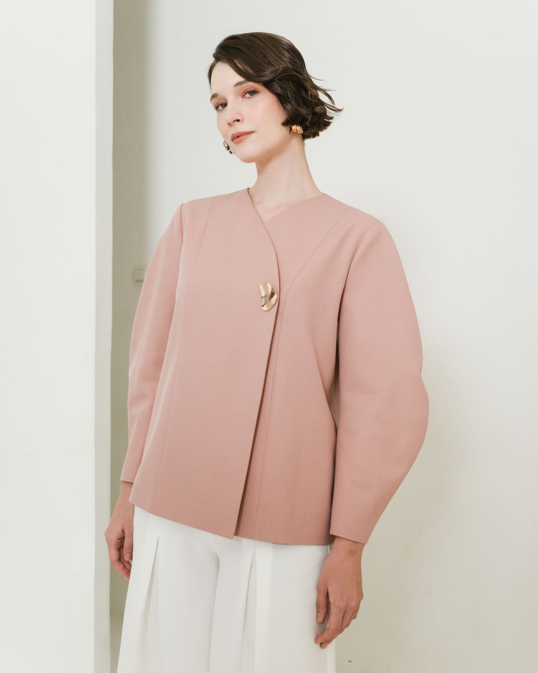 INVIO Alesia Barrel Sleeve Blazer Dusty Pink | Jas Wanita - Leanne Collection