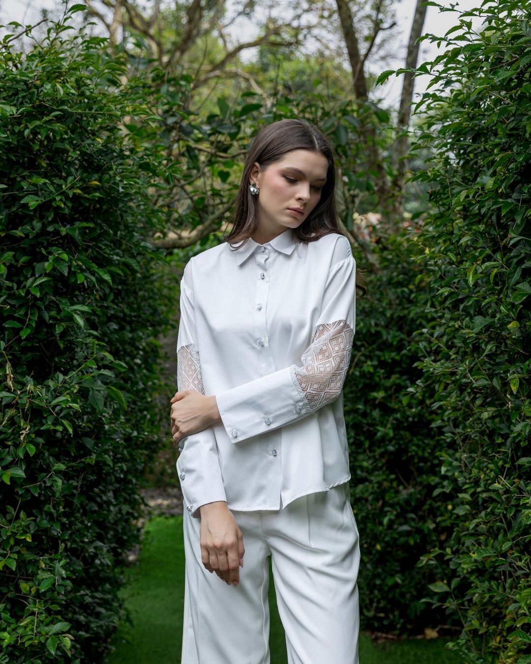 INVIO Treva Sheer Lace Shirt | Atasan Kemeja Wanita Luminescence