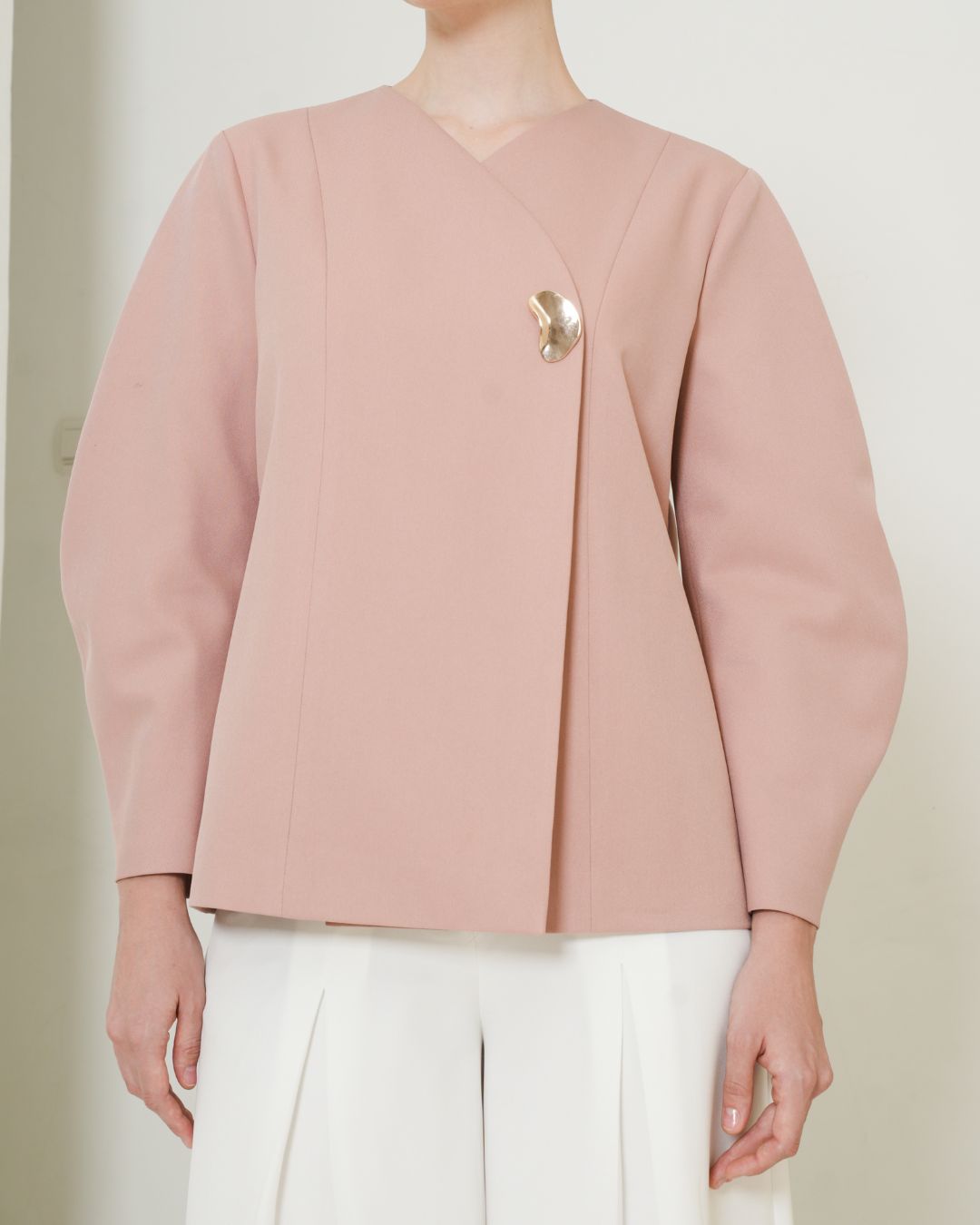INVIO Alesia Barrel Sleeve Blazer Dusty Pink | Jas Wanita - Leanne Collection