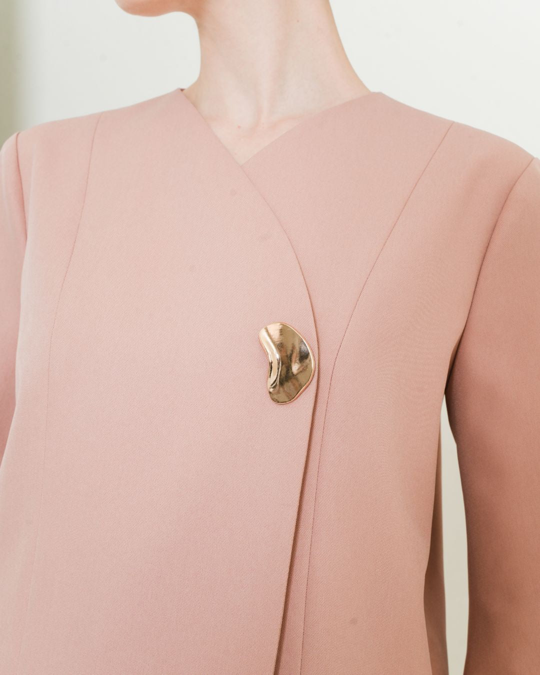 INVIO Alesia Barrel Sleeve Blazer Dusty Pink | Jas Wanita - Leanne Collection