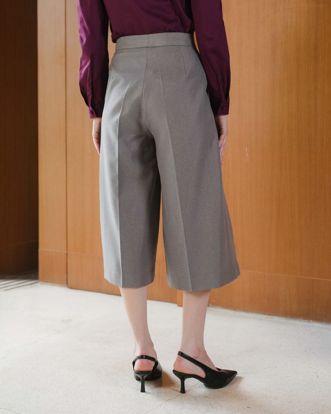 INVIO Bellora Midi Crease Trousers | Celana Wanita - Amber Collection