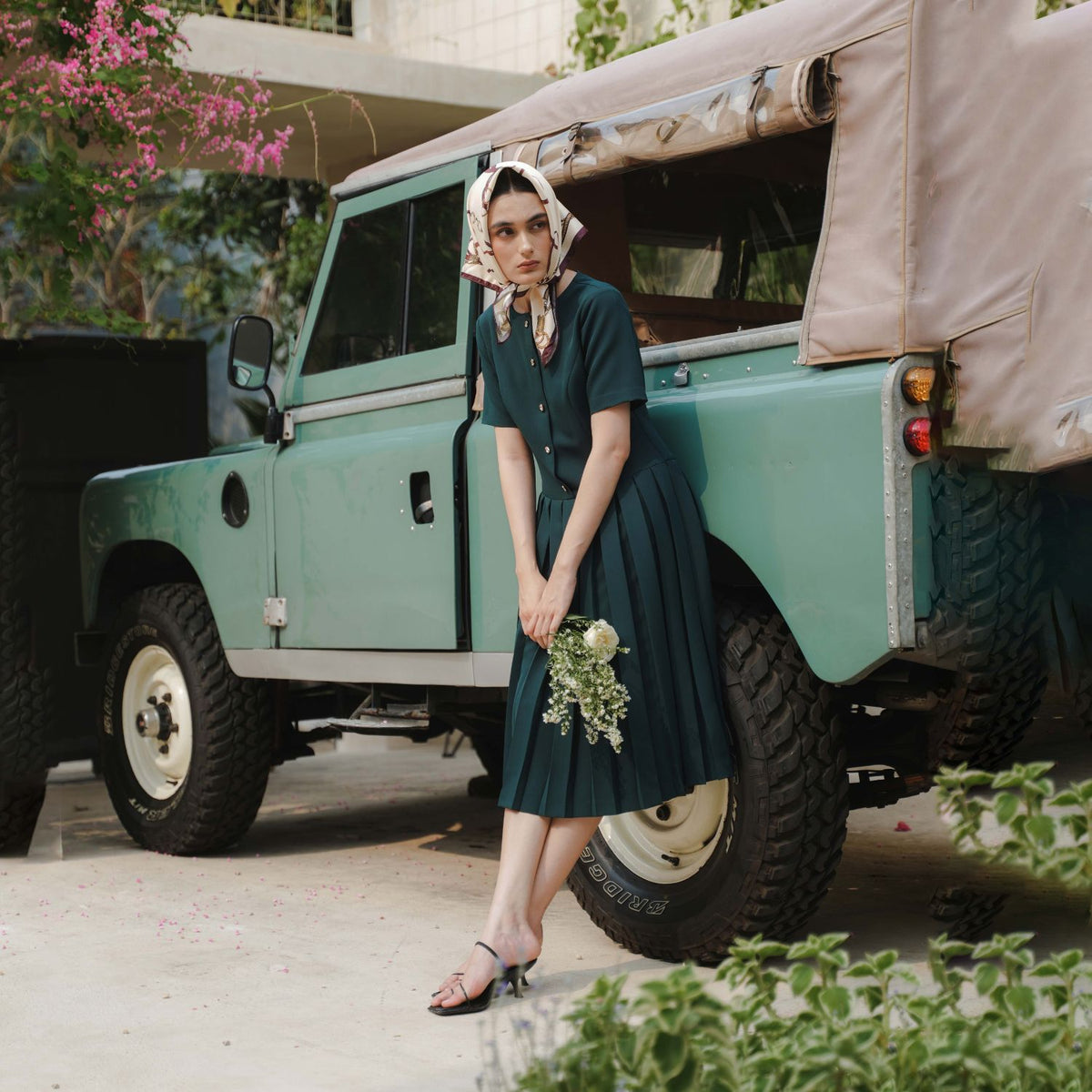 INVIO Debbie Pleated Midi Dress | Dress Wanita - Marea Collection