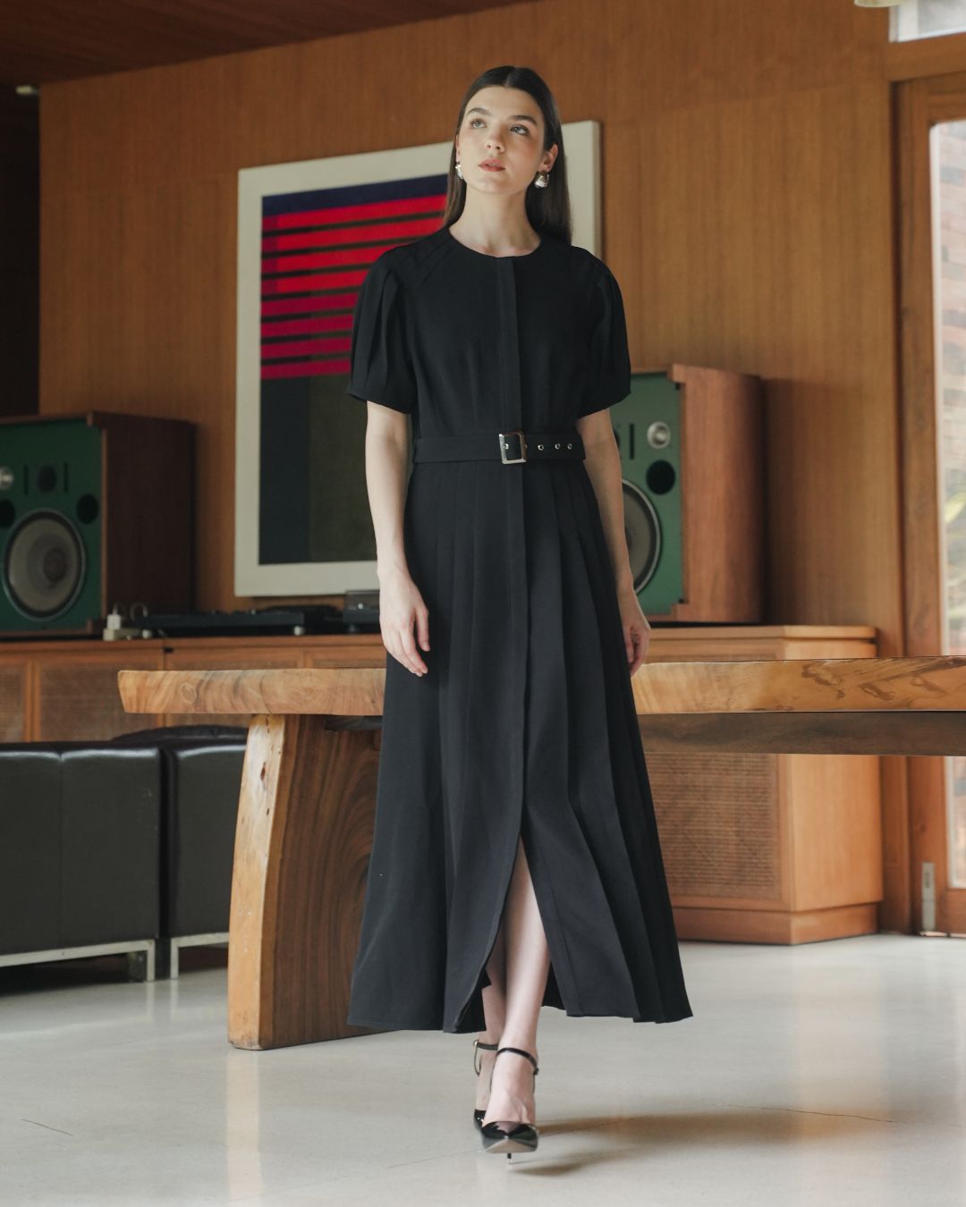 INVIO Belluvia Belted Pleated Dress | Dress Wanita - Amber Collection