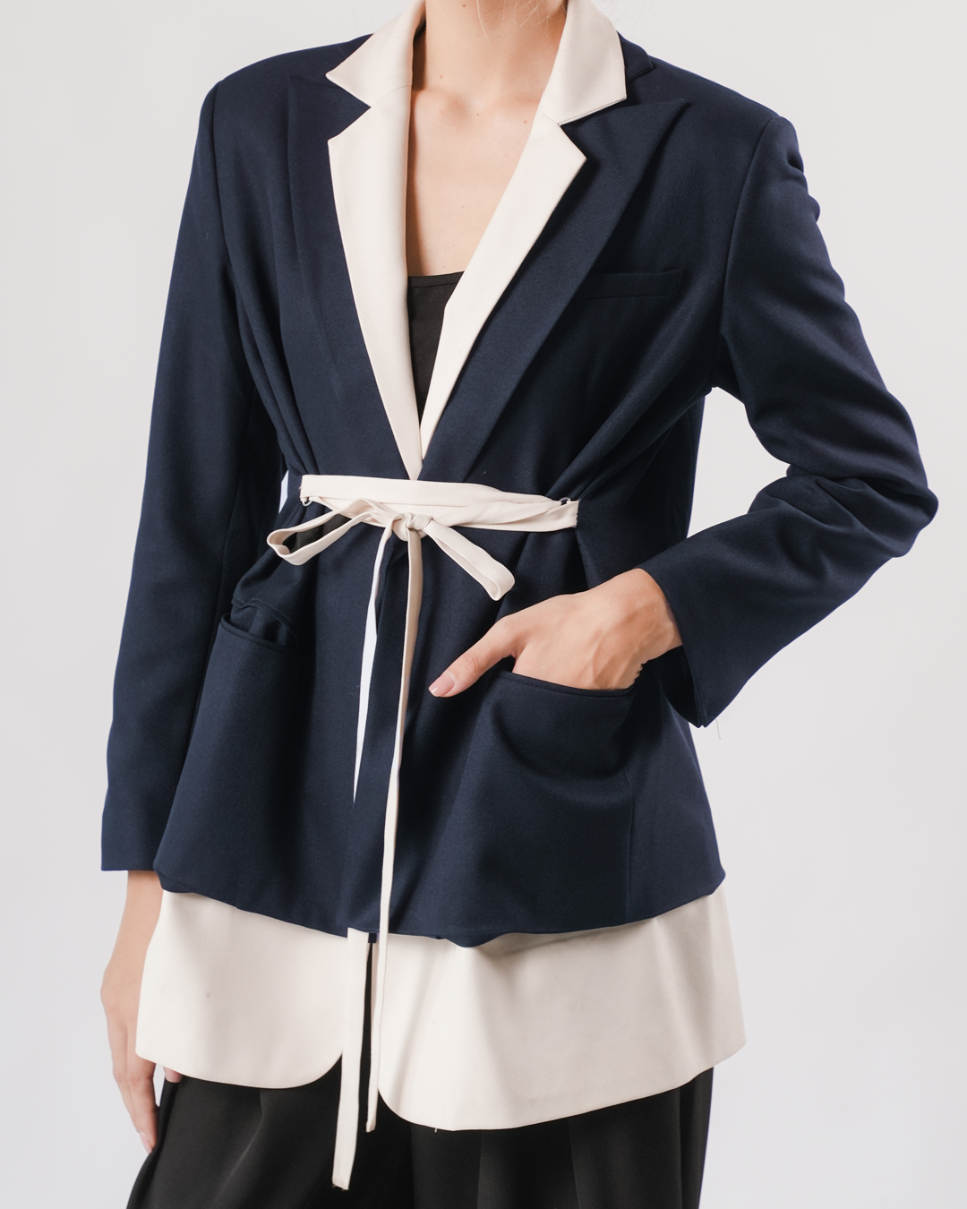 INVIO Yevanka Double Layer Belted Oversized Blazer | Blazer Wanita - Marielle