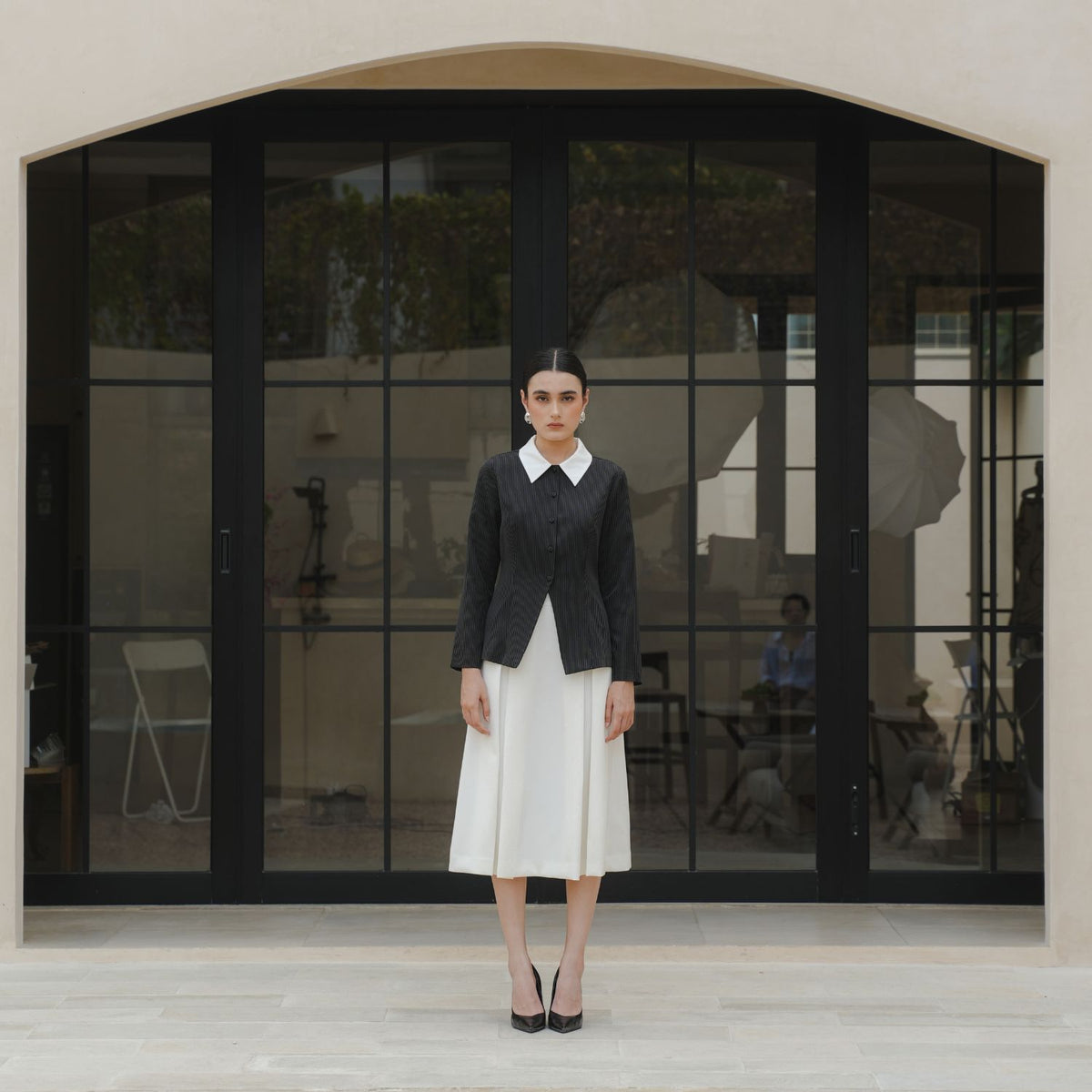 INVIO Deanna Contrast Collar Striped Shirt | Kemeja Wanita - Marea Collection