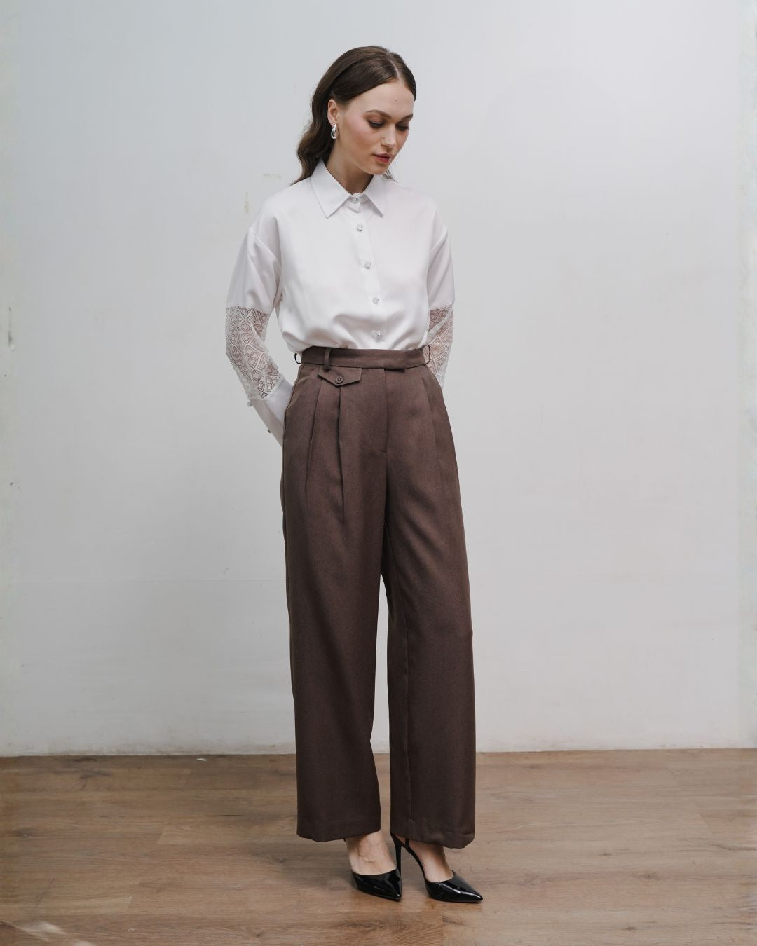 INVIO Zevia Pocket Trousers | Celana Wanita - Atelier Collection