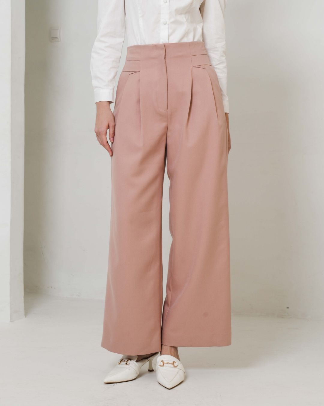 INVIO Alesia Fold Detail Trousers Dusty Pink | Jas Wanita - Leanne Collection