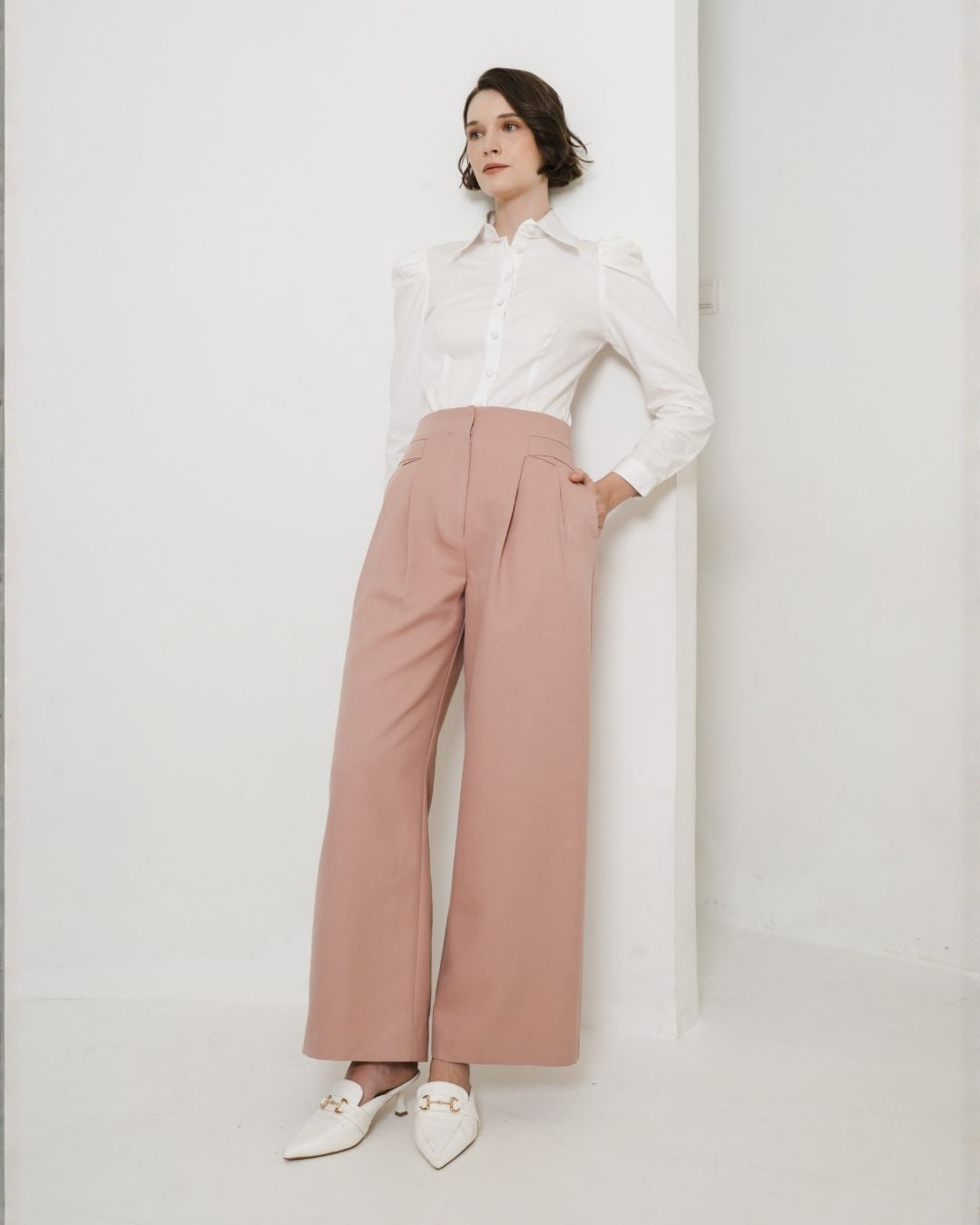 INVIO Alesia Fold Detail Trousers Dusty Pink | Jas Wanita - Leanne Collection