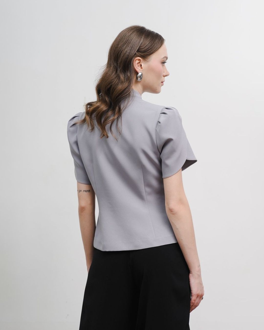 INVIO Zaneta Petal Sleeve Top | Atasan Wanita - Atelier Collection