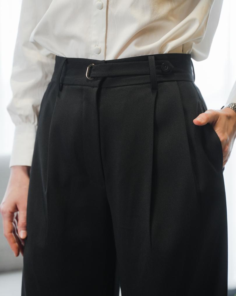 INVIO Holt Oval Ring Buckle Trousers | Celana Wanita - Runway