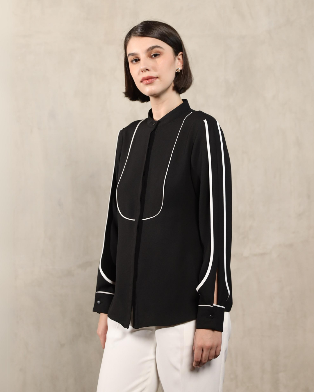 Paula Contrast-Trim Blouse Black | Atasan Kemeja Wanita - Classy Missy