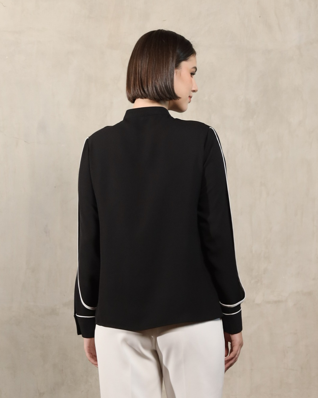 Paula Contrast-Trim Blouse Black | Atasan Kemeja Wanita - Classy Missy