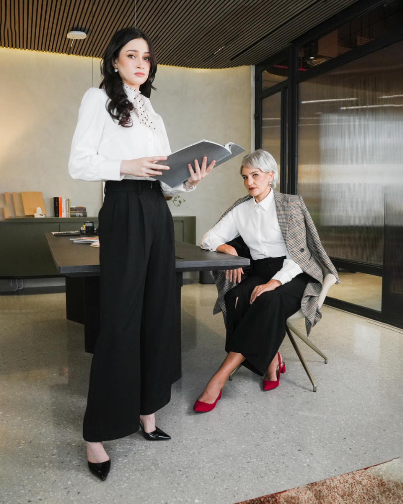 INVIO Holt Oval Ring Buckle Trousers | Celana Wanita - Runway