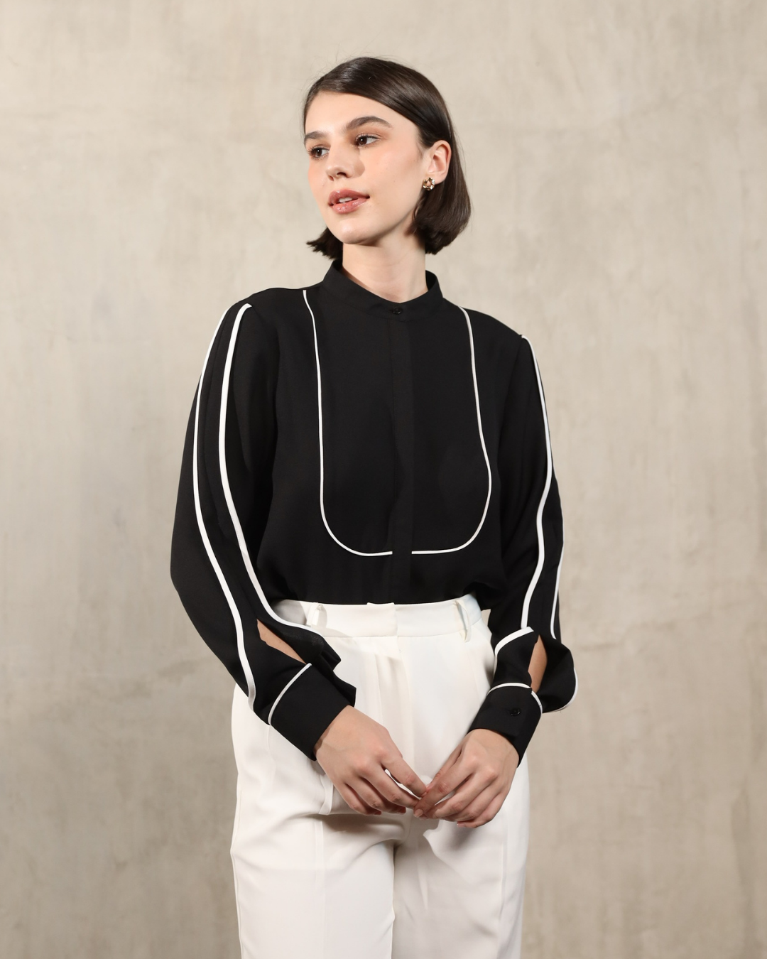 Paula Contrast-Trim Blouse Black | Atasan Kemeja Wanita - Classy Missy