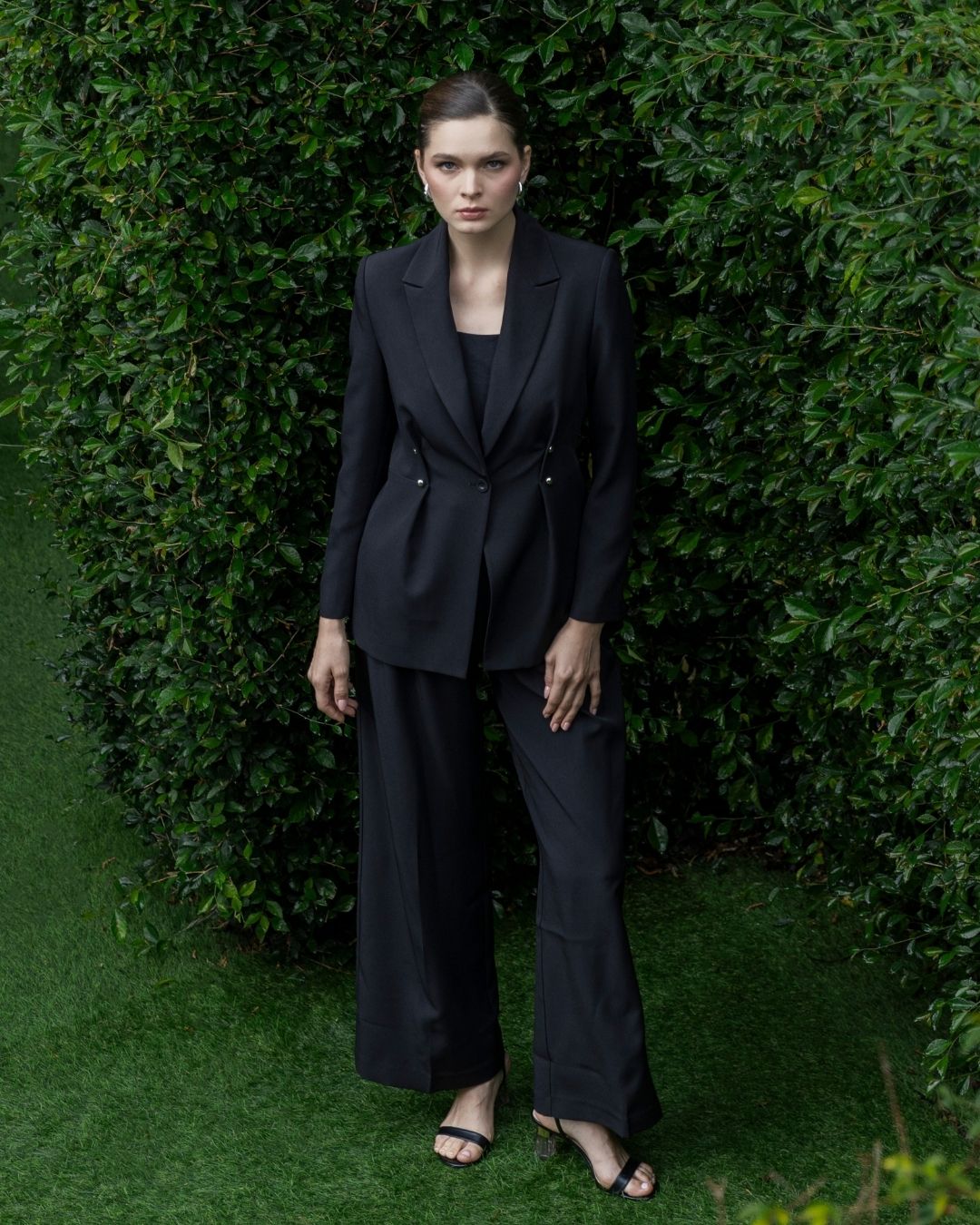 INVIO Theresa Sculpted Blazer | Jas Wanita - Luminescence