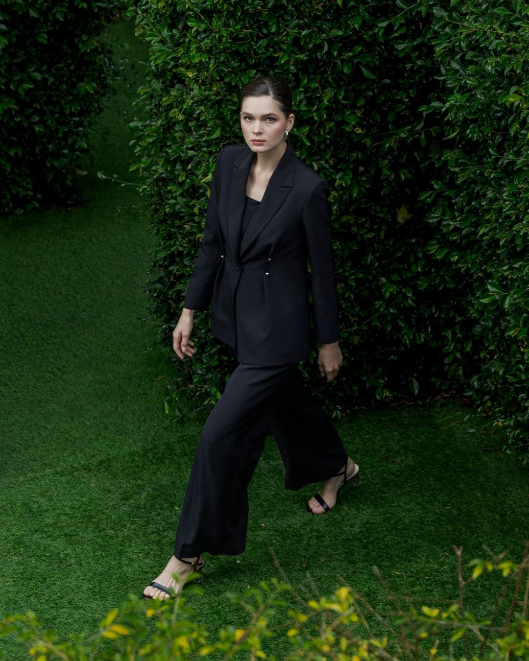 INVIO Theresa Sculpted Blazer | Jas Wanita - Luminescence