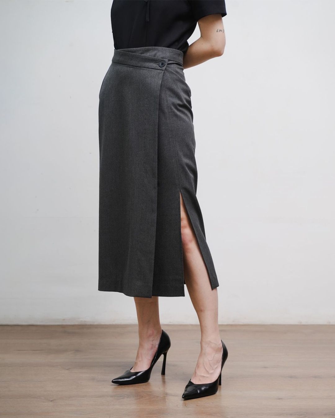 INVIO Zadie Layered Waist Skirt | Rok Wanita - Atelier Collection