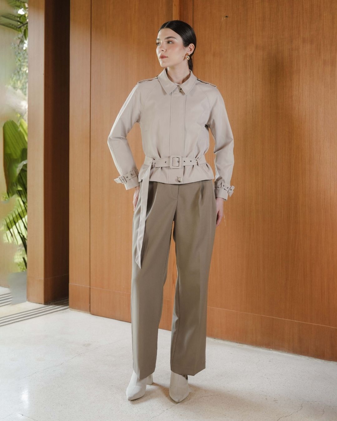 INVIO Bexley Buckle Belt Trench Jacket | Jaket Wanita - Amber Collection