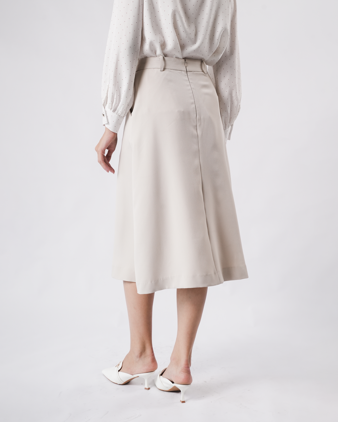 INVIO Yardena Pleated Front Midi Skirt | Rok Wanita - Marielle