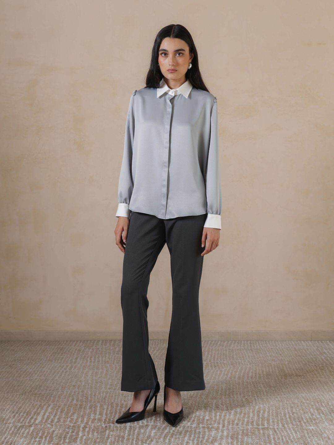 INVIO Pearce Tailored Bootcut Trousers Grey | Celana Wanita - Costa