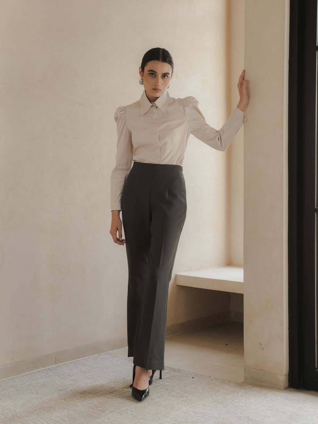INVIO Pearce Tailored Bootcut Trousers Grey | Celana Wanita - Costa